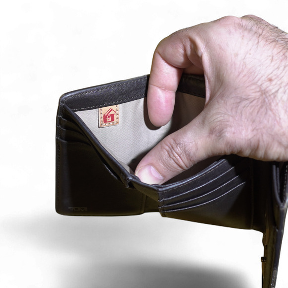 TUMI Mens Wallet Grey Leather Trifold RFID Snap Closure 6 Card Slots Pockets GUC - Picture 6 of 10